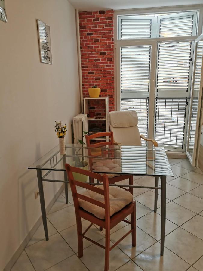Apartment Vakter Split Bagian luar foto
